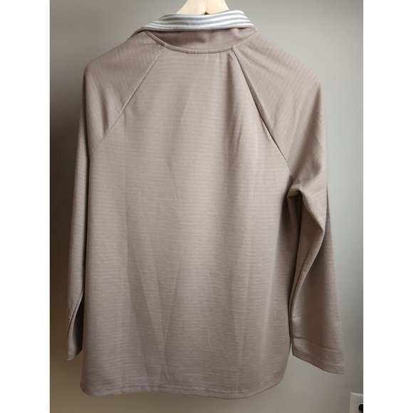 Weekends By chico's half snap buttons sweatshirt 2 - Picture 3 of 9